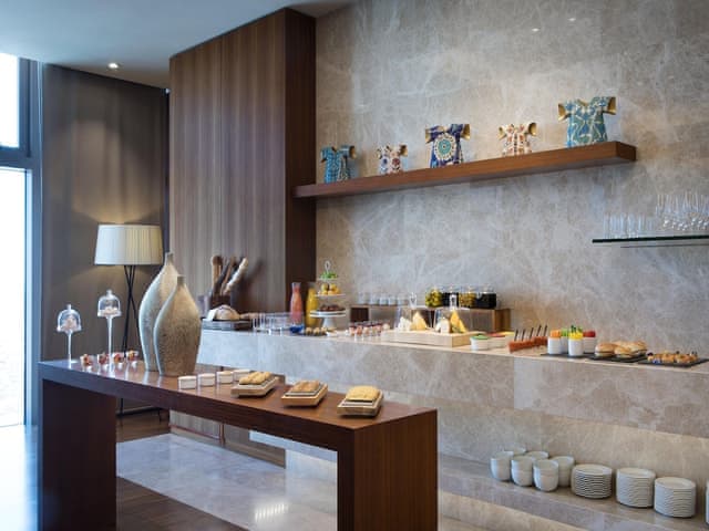 Executive Room, 1 King Bed (Lounge Access)