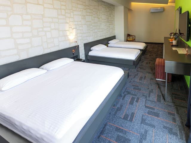 Comfort Quadruple Room