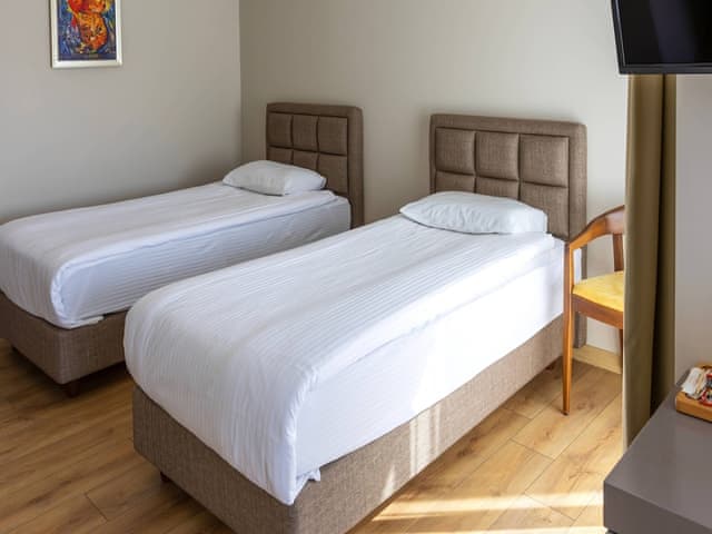 Standart İki Yataklı Oda