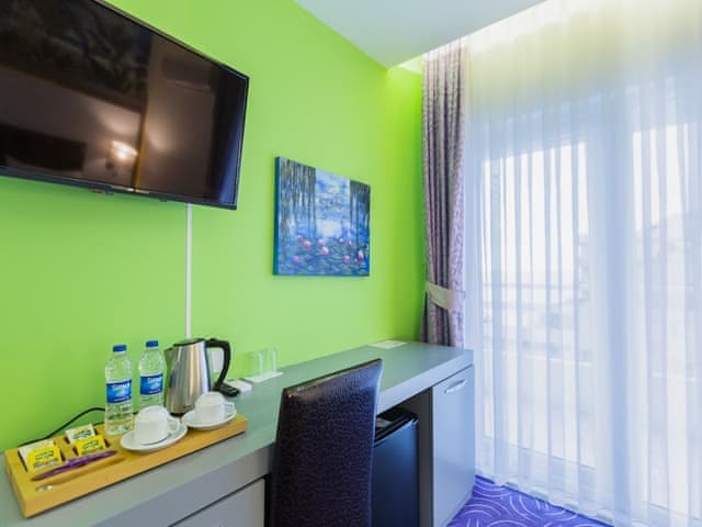 Grand Room, Sea View