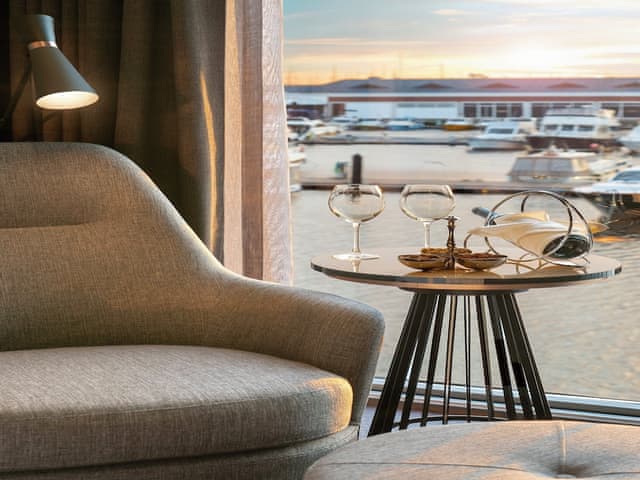 Standard Room, 1 King Bed, Sea View