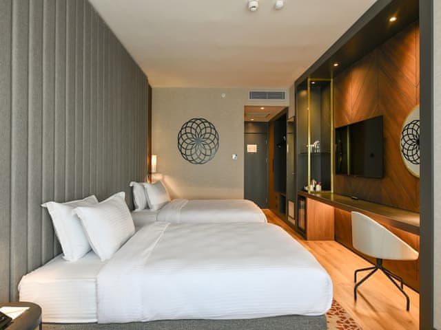 Premium Room, 2 Queen Beds, Non Smoking, Club Lounge Access