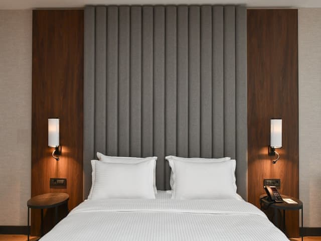 Standard Room, 1 King Bed, Smoking