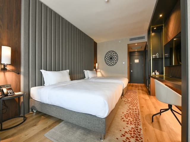 Standard Room, 2 Queen Beds, Non Smoking