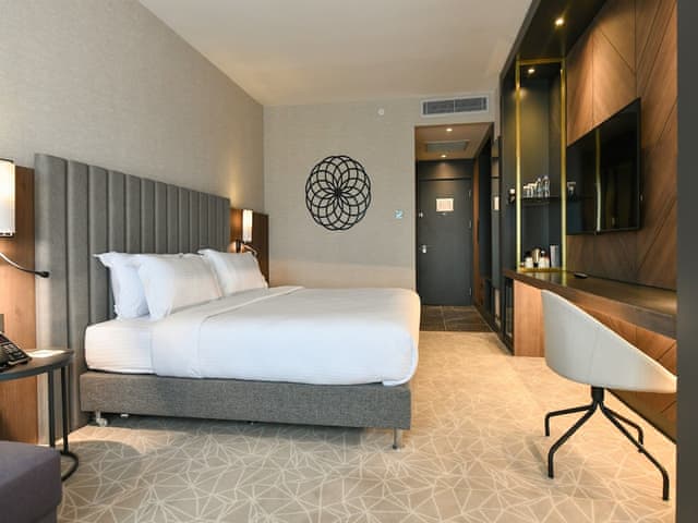 Standard Room, 1 King Bed, Smoking