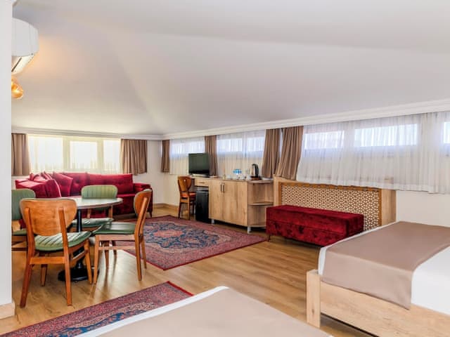 Family Studio, Multiple Beds, Sea View