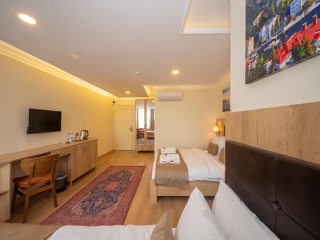 Family Quadruple Room