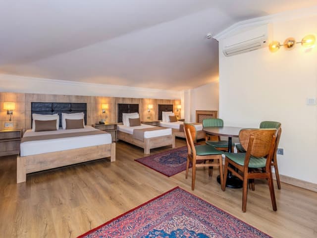 Family Studio, Multiple Beds, Sea View