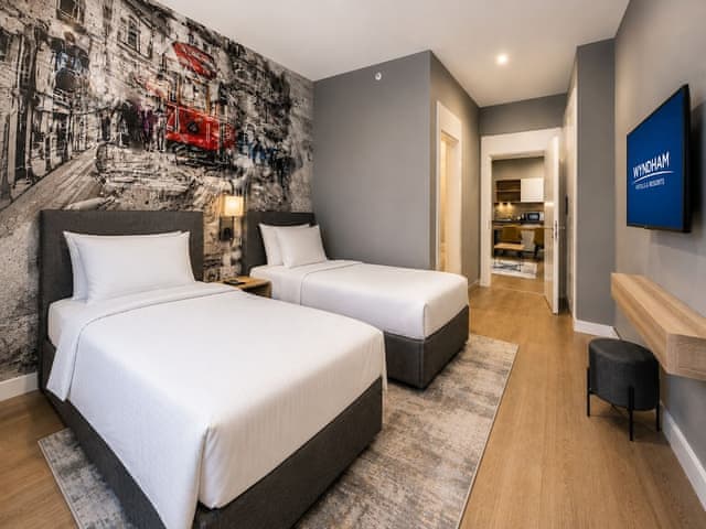 Executive Suite, Multiple Beds, Non Smoking