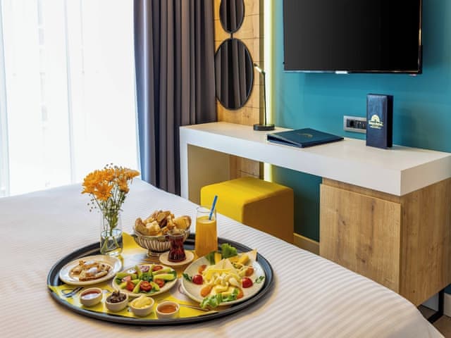 Superior Room, 1 King Bed