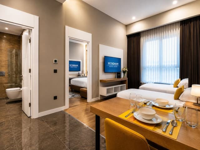 Junior Suite, 1 King Bed, Non Smoking