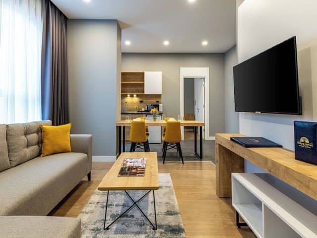 Executive Suite, Multiple Beds, Non Smoking