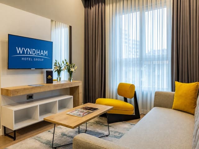 Junior Suite, 1 King Bed, Non Smoking