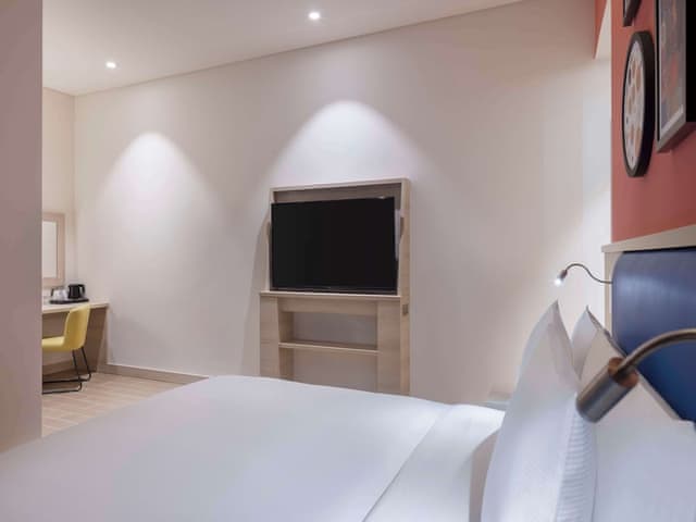 Room, 1 Queen Bed, Accessible