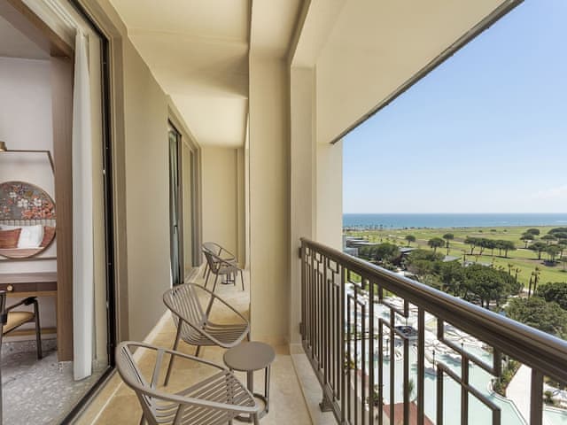 Family Room, Sea View