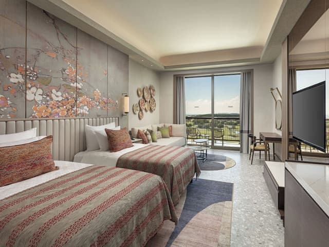 Superior Room, Golf View