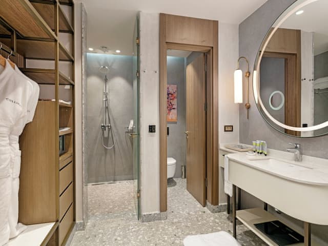 Superior Room, Golf View