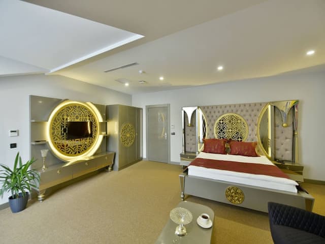 King Deluxe Room