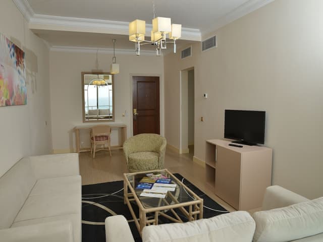 Delüks Dört Kişilik Oda, Balkonlu, Deniz Manzaralı