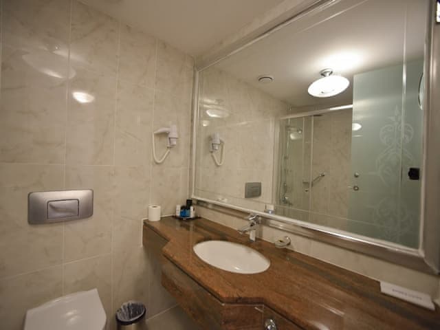 Delüks Çift Kişilik Oda, Balkonlu, Deniz Manzaralı