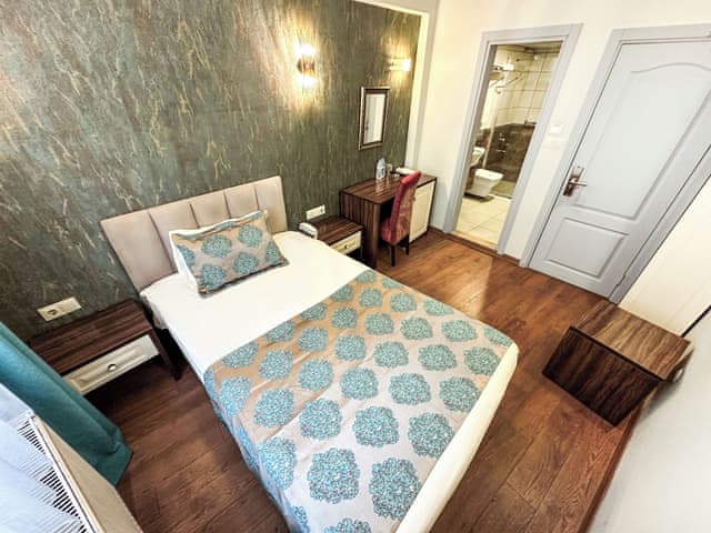 Standart Çift Kişilik Oda