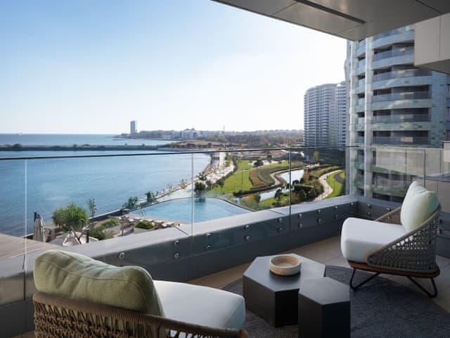 Serene One Bedroom Residence, Executive lounge access, 1 King, Sea view, Balcony