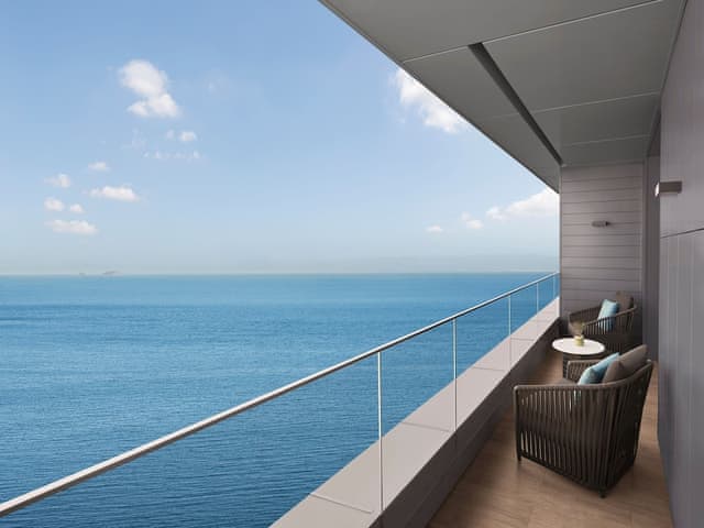Executive Sea View, Executive lounge access, Guest room, 1 King, Balcony