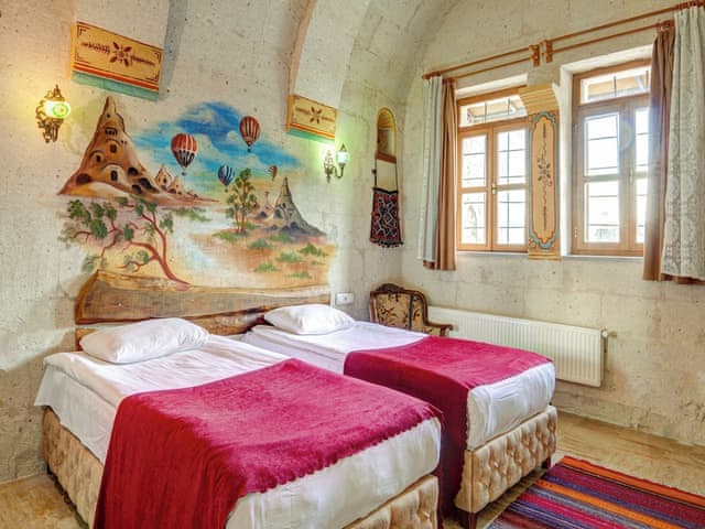 Stone/Arch Room- 103