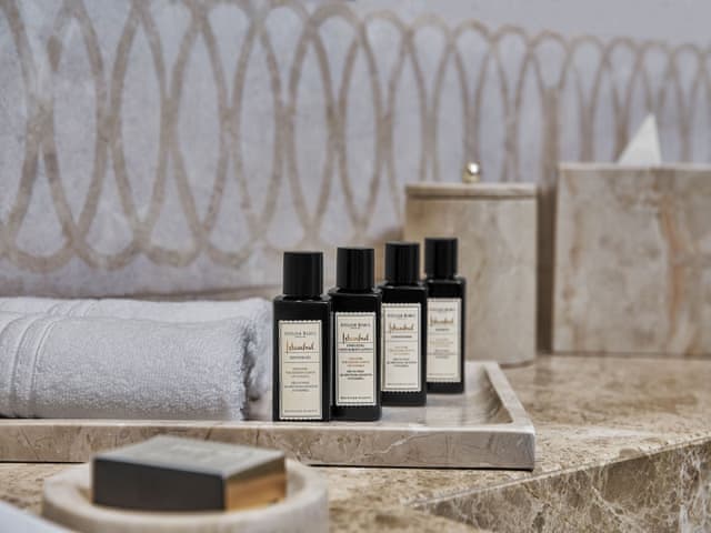 Superior Twin Room, City View