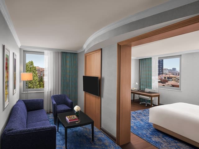 Junior Süit, 1 King Yatak, Şehir Manzaralı