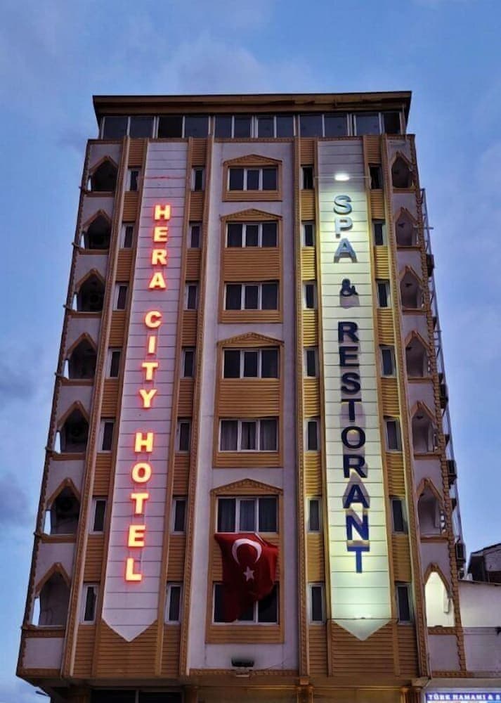 Hera City Hotel