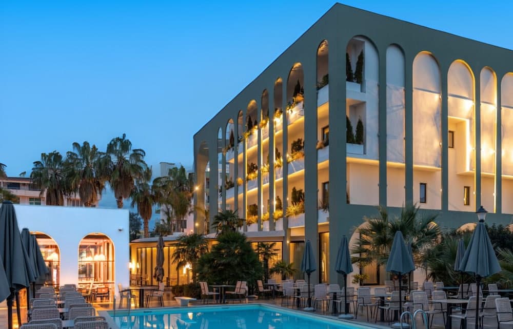 Flower Hotels & Resorts