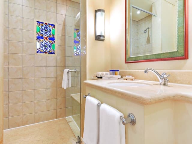 Delüks Çift Kişilik Oda