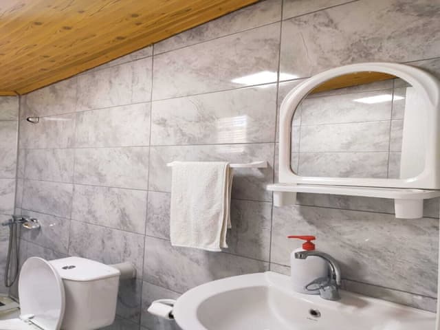 Family Room, 1 Double Bed, Lake View