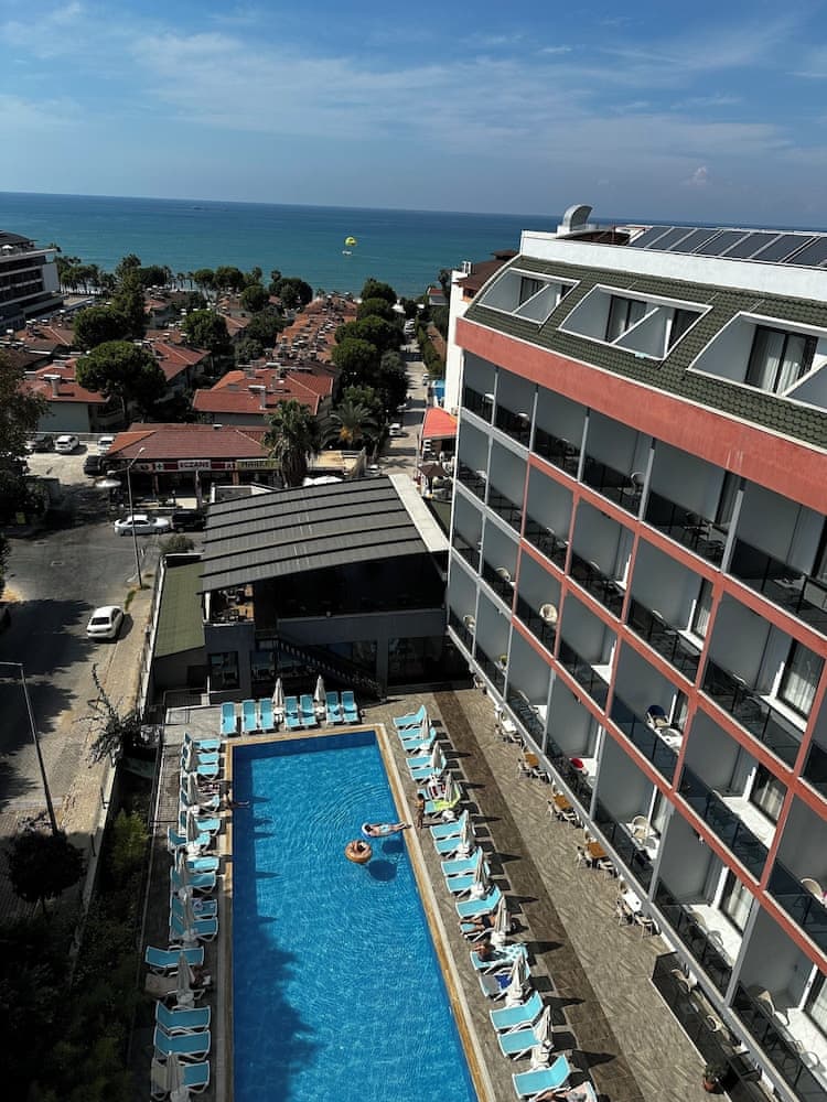 Side Golden Rock Hotel 16+ Adults Only