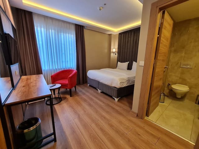 Economy Double or Twin Room