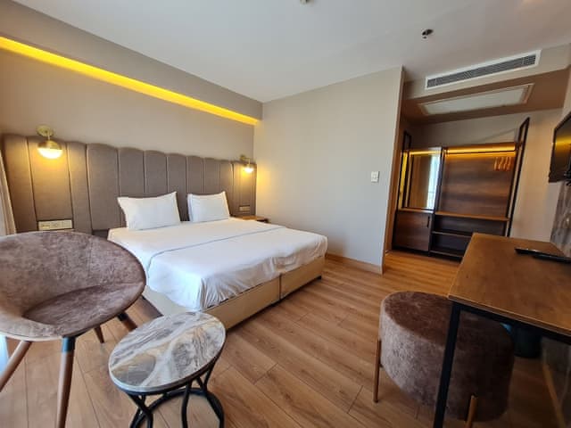 Economy Double or Twin Room