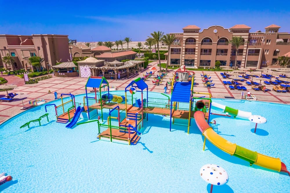 Charmillion Club Aqua Park