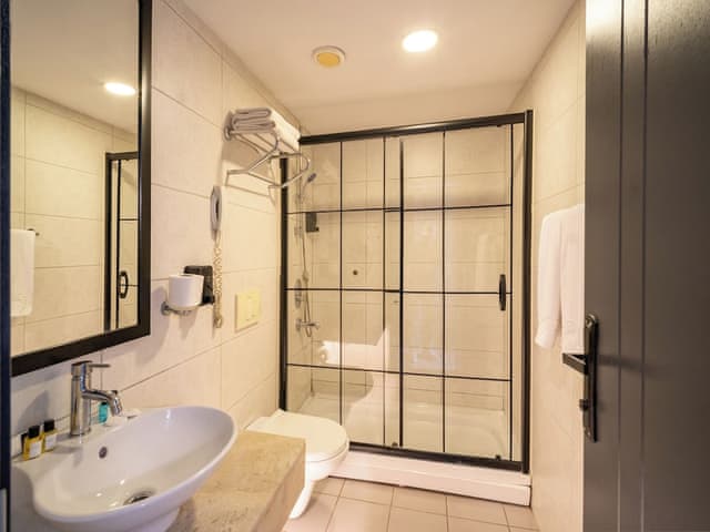 Standart Çift Kişilik Oda