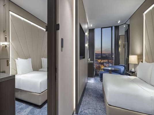 Family Room, 1 King Bed, Connecting Rooms