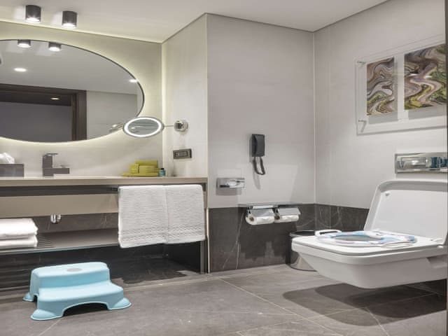 Deluxe Room, 1 King Bed with Sofa bed