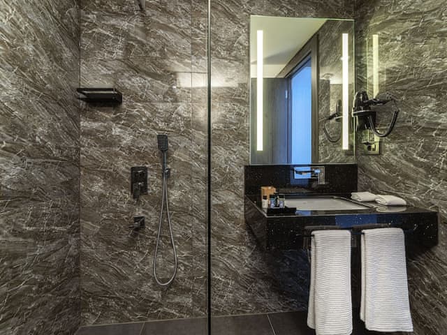 Delüks Çift Kişilik Oda