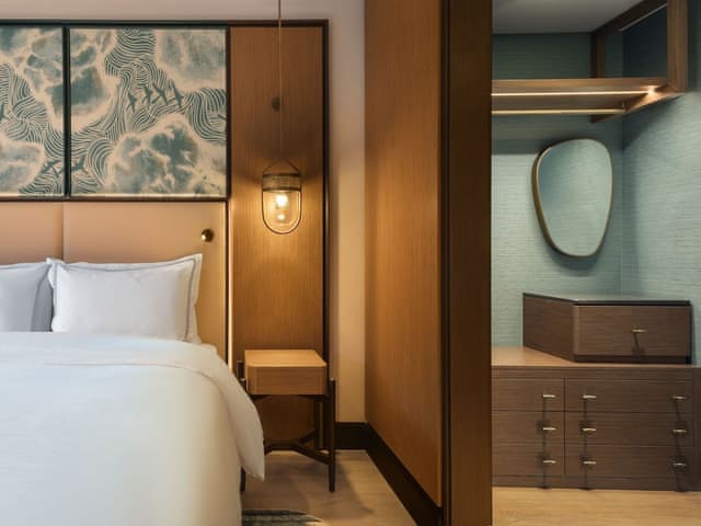 Junior Suite, 1 King Bed, Courtyard View (Terrace)