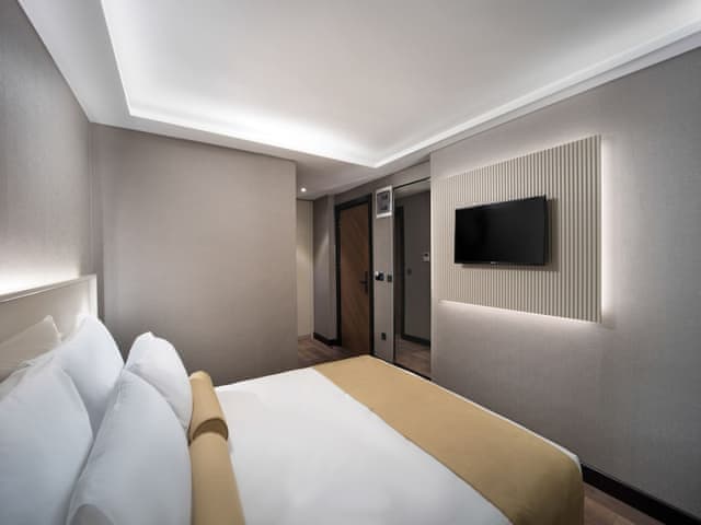 Economy Double or Twin Room