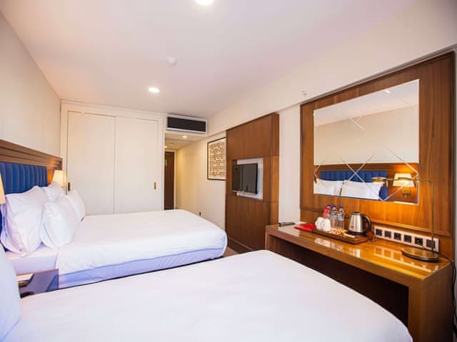 Premium Room, Non Smoking, Balcony (1 King Bed, 1 Single Bed, Pool View)