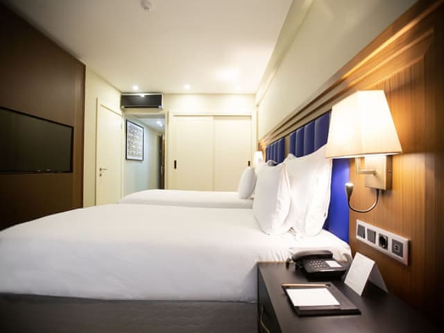 Deluxe Room, 2 Twin Beds, Balcony