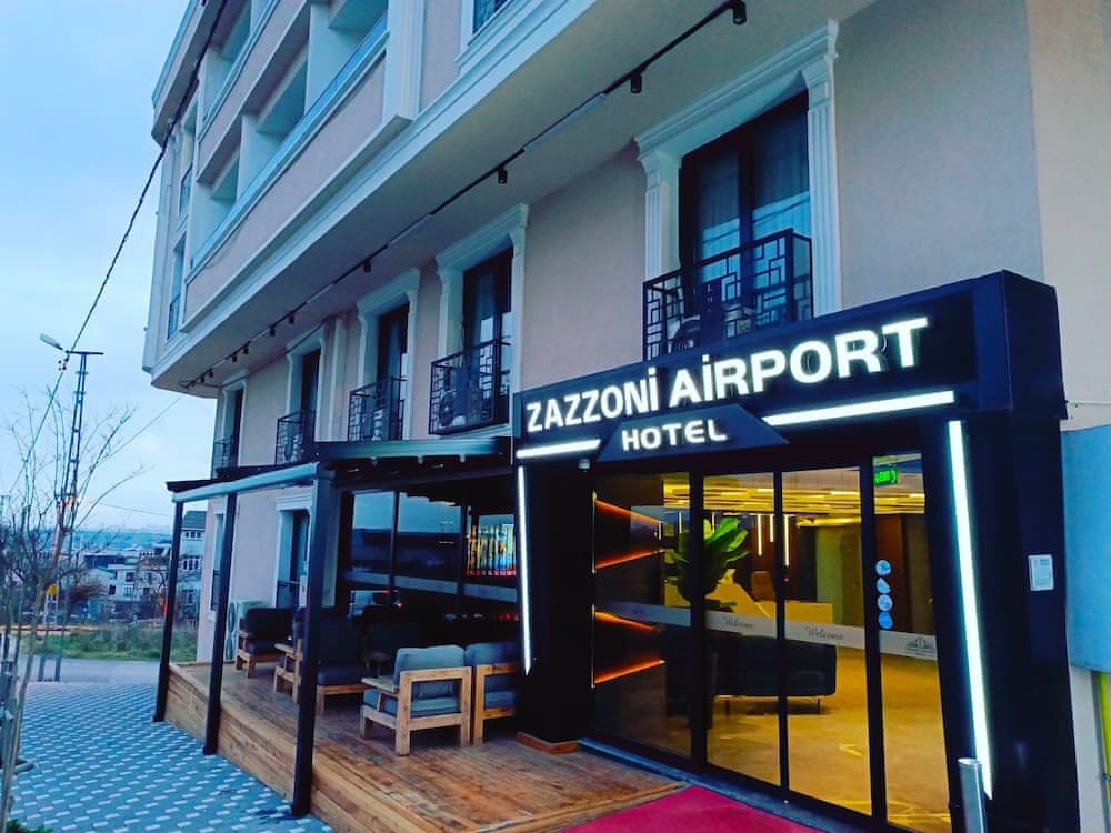 Luxury Airport Hotel By Zazzoni-İstanbul Airport