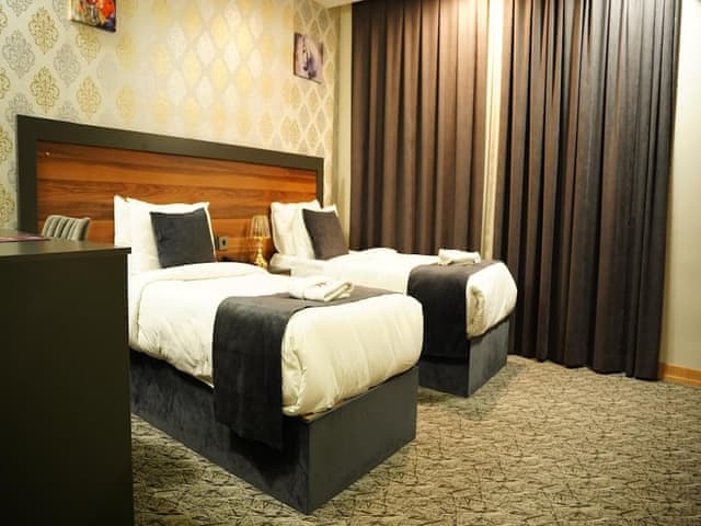 Basic Twin Room