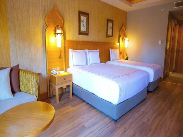 Superior Oda Kara Manzaralı