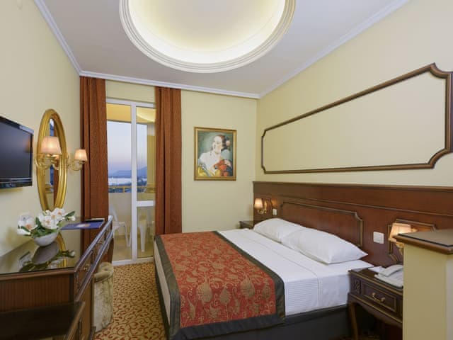 Comfort Double Room, 1 Double Bed, Partial Sea View